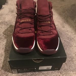 Jordan 11 Red Velvet Size 8
